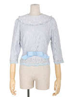 【an another angelus】リボン付き総レース6分袖プルオーバーブラウス/LIGHT BLUE