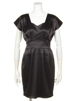 無地サテンタックVワンピース/ブラック