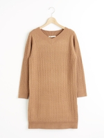 Vネックケーブル編みワンピース/キャメル