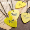 zootieオリジナル！ギターピックペンダント