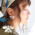 ビジューフラワーピアス