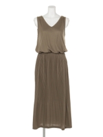 Vネックプリーツマキシワンピース/グレー