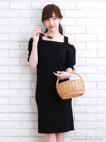 オフショルバルーンニットワンピース/ブラック