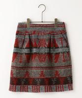 オルテガ柄スカート