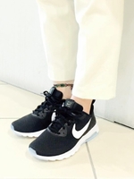 NIKE AIR MAX MOTION/ブラック