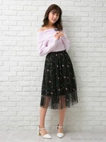 【人気アイテム】【春の新作】チュール刺繍ミディ/スカート/クロ