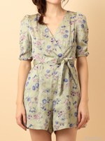 ノスタルリップフラワーショートロンパース/ホワイト系柄