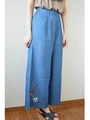 裾刺しゅうデニムワイドパンツ/ブルー(110)