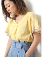 【JUSGLITTY10thAnniversary】バイカラー刺繍ブラウス/イエロー