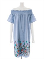 裾刺繍オフショルワンピース/ライトブルー