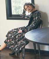 【予約】ボタニカル柄フレアスカート