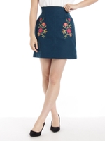 デジタル刺繍タイトスカート/ブラック