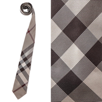 【新品】バーバリー ロンドン　チェックネクタイ ベージュ系 y-000306 メンズ 胸元のアクセントに