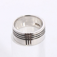 バーバリー 刻印入りリング シルバー 人気アイテム 24207