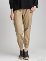 スーピマ80/2ストレッチツイル裾ゴムパンツ/ベージュ