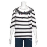 ロゴ＆モチーフ刺しゅう入りTシャツ