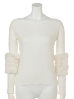 袖ラビットファー付ボートネックリブニットプルオーバー/オフホワイト