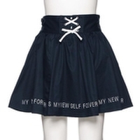 マナちゃんコラボ レースアップ裾ロゴ入りスカパン