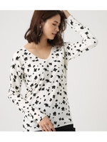 【AZUL BY MOUSSY】ハートレオパード柄Vネック長袖プルオーバー/柄WHT