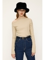 OPEN SHOULDER CUT TOPS/BEG