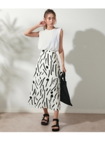 【CHILLE】 モノトーン柄フレアスカート/ホワイト(001)