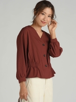【socolla】前開きウエストギャザーブラウス/ブラウン