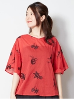 【チャイハネ】yul ボタニカル柄刺繍フレアスリーブトップス/レッド