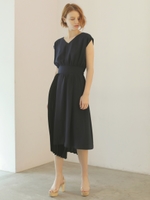 アシンメトリーレイヤードプリーツワンピース/NVY