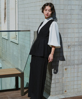 Vネックペプラムドッキングオールインワン