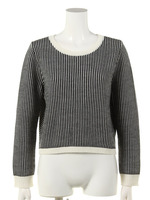 バックファスナーニット