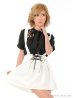 サスペ付きボリュームスカート