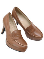 ローファーパンプス