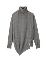 裾アシンメトリータートルニット