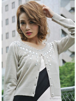 ロイヤルパールビジューカーデ