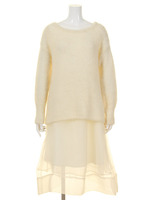 ニット×オーガンジースカート