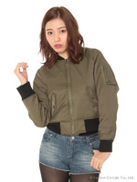 ・MA−1ショートブルゾン