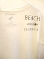 BEACHVネックTシャツ