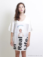 【Little sunny bite×Valerie Philips】Valerie photo big tee