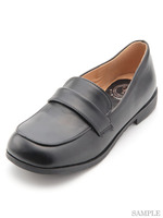 プレーンフラットシューズ