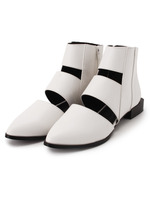 フラットヒールブーツ