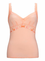 動きになじんで、ズレすにラクちん。　恋するランジェリー　383/ベージュ