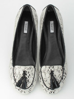 【abcdevol】レースタッセルフラットパンプス/ブラック