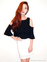 肩開きラッフルジャガードTOPS/BLK