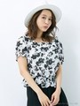 【ヒルナンデスご紹介商品】モノトーン花柄オフショル/TOPS/オフホワイト／クロ