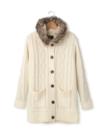 ファーフードつきケーブル編みニットカーディガン/オフホワイト(003)