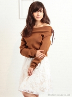 オフショルニット×フラワーシルエットSK/ブラック