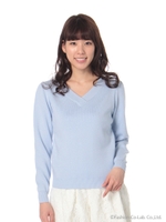 Vネックバックパール釦ニット/ネイビー