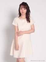 ラブリースカラップローフレアーワンピース/シロ