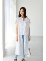 【AZUL by moussy】スリット入りマキシ半袖シャツ/柄WHT
