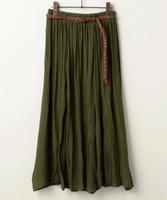 ベルト付きロングスカート